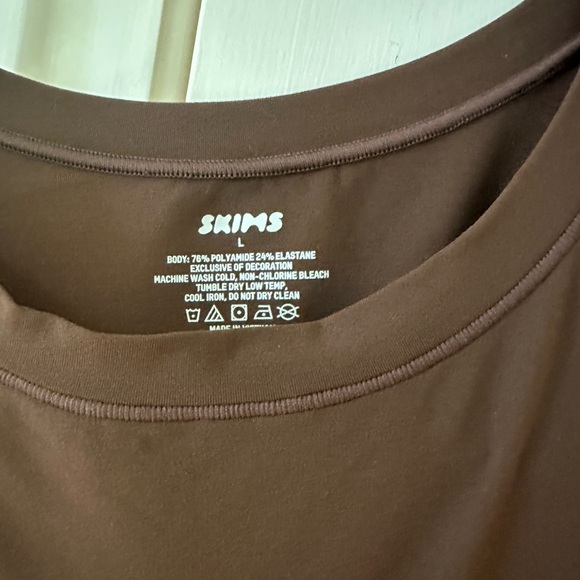 Skims brown short sleeve women's top - Picture 2 of 3
